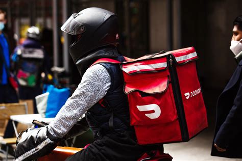 Chicago Claims Doordash And Grubhub Misled Customers On Fees Wired