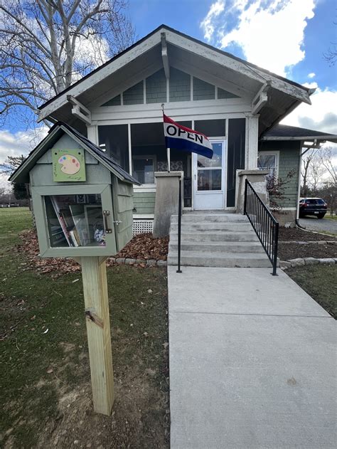 How Kokomo’s Smallest Art Gallery is Making a Huge Impact — The Kokomo Post