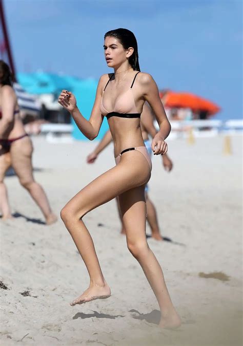 Kaia Gerber In Bikini On The Beach In Miami Hawtcelebs