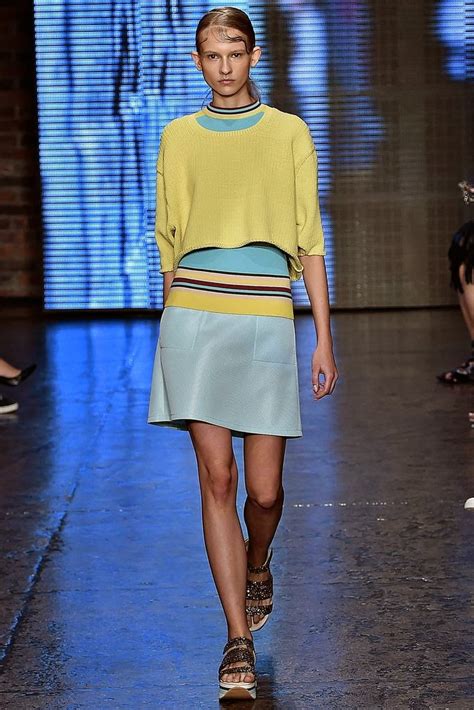 Nicola Loves The Collections Dkny Spring 2015