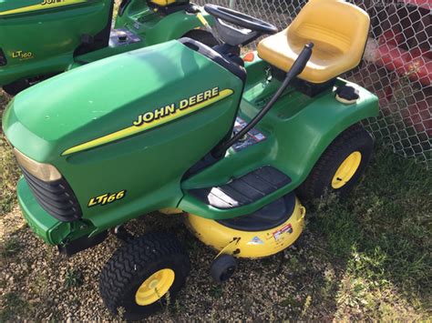 John Deere Lt166 Lawn And Garden Tractors For Sale 74864