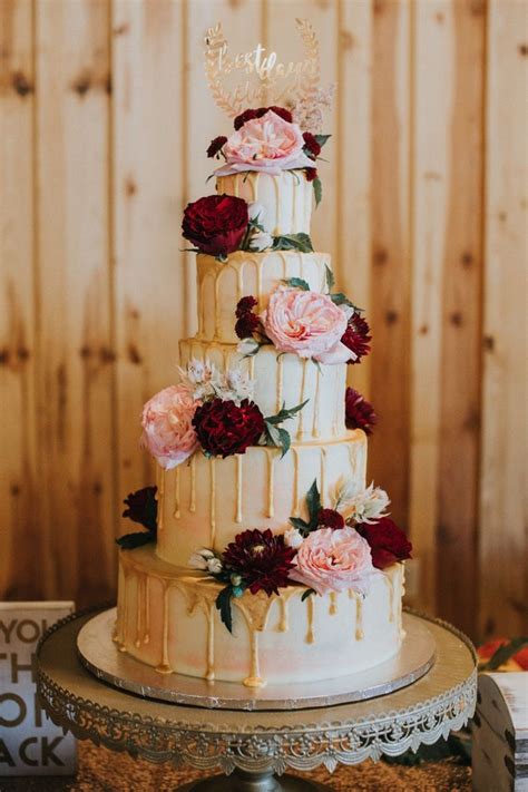 See more ideas about cake, gold cake, cake designs. 2020 Wedding Cake Trends: 25 Drip Wedding Cakes - Hi Miss Puff