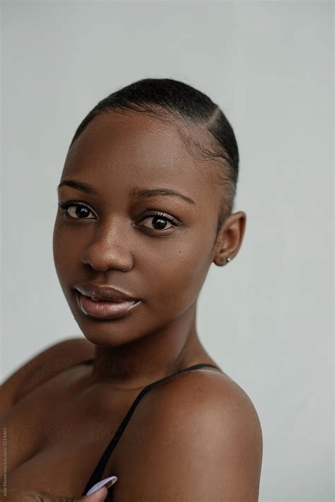 Nude Portrait Of Young African Girl Del Colaborador De Stocksy Julie Meme Stocksy