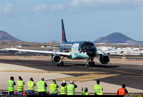 Oo Snb Brussels Airlines Airbus A320 At Lanzarote Arrecife Photo