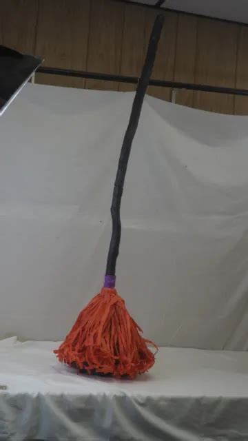 Vintage Halloween Enchanted Scary Musical Dancing Broom Avon 4 Ft