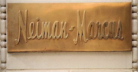 Im stuck on wether i should apply for the neiman marcus credit card. Neiman Marcus Hacked; Some Credit Card Data Stolen - Vox