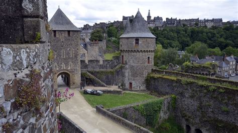 Hotel campanile fougeres is located at 28 boulevard michel cointat, 0.8 miles from the center of fougères. CHATEAU DE FOUGERES | CHATEAU DE FOUGERES, Bretagne ...
