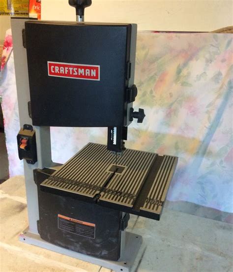 Craftsman 9-in. Band Saw. 1/4 HP blade length 62in. Pick up only for