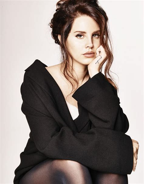 Lana Del Rey Photoshoot For Grazia Magazine France December 2014