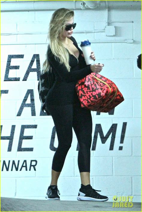 Kylie Jenner Flaunts Her Curves In Skin Tight Dress Photo 3473725 Khloe Kardashian Kylie