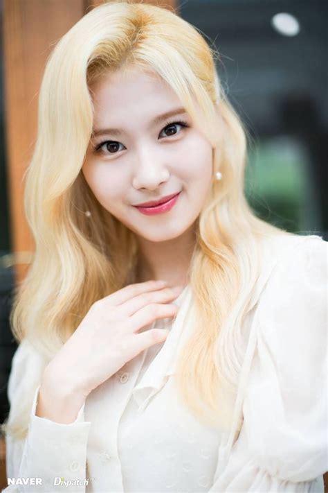 TWICE s Sana Feel Special promotion photoshoot by Naver x Di Twice サナ サナ ミニアルバム