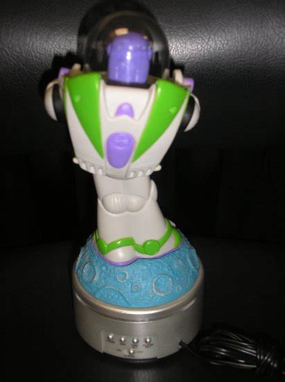 Buzz Lightyear Talking Digital Alarm Clock Fantasma