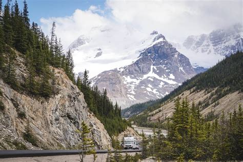 canadian rockies road trip itinerary 5 national parks in 2 weeks road trip itinerary