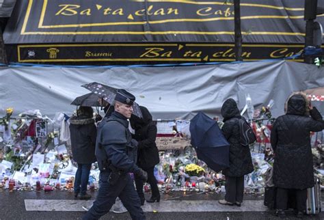 Attentat Bataclan Groupe - Attentats de Paris – Un assaillant du Bataclan enterré près de Paris