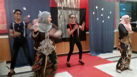 Majlis yang mereka adakan tidak lagi terhad pada kenduri kahwin sahaja. Malam pesta muda mudi by KFC meru team - YouTube