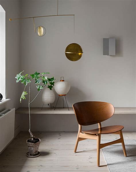 This Interior Is A Masterclass In Warm Minimalism With Gorgeous Brass