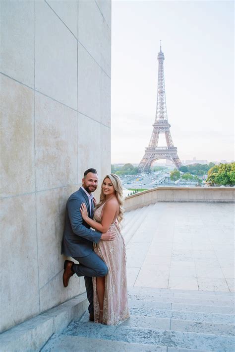 Eiffel Tower Couple Photo Shoot By Pierre Photographer In Paris