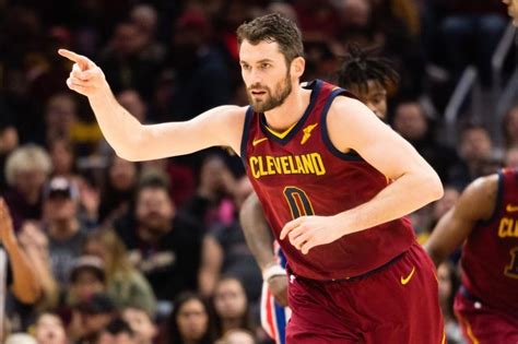 Kevin Love Suffers Nasty Tooth Injury In Cavaliers Vs Heat Will Not