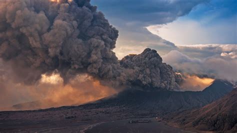Vulkanismus in island gliederung allgemeines zu island vulkanismus in island entstehung islands aktive vulkane vulkanismus in island. Vulkanismus: So kommt es zum Vulkanausbruch