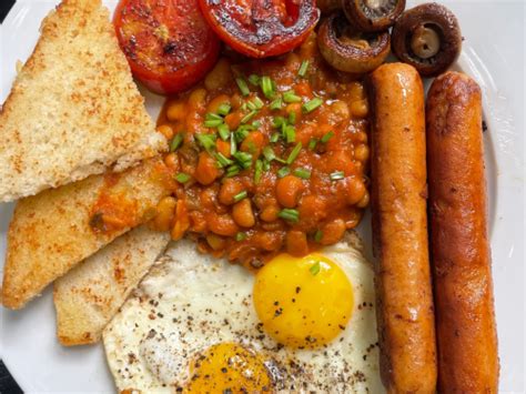 The Ultimate Guide To The Traditional Full English Breakfast