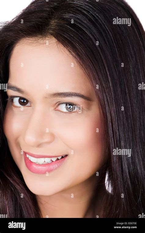 Indian Beauty Glamorous Lady Stock Photo Alamy
