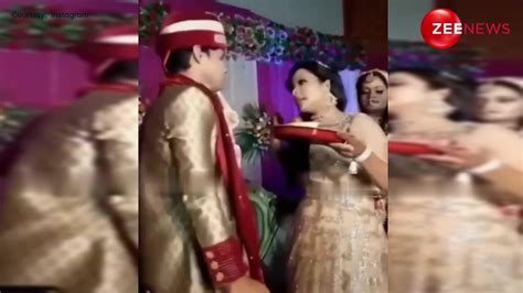 Sexy Saali Jocked With Jija During Wedding Rituals Funny Viral Video Watch Now Jija Saali
