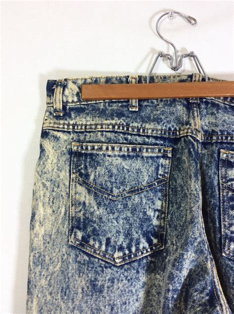 1980s Acid Wash High Waisted Sandblasted Roebucks Denim Jeans With Zipper Fly 34w X 32l