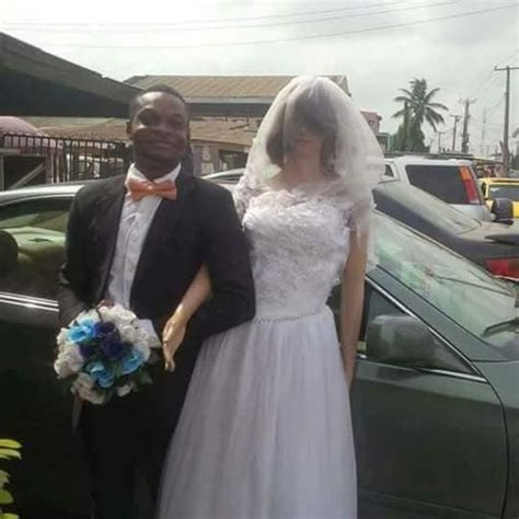 Nigerian Man Proposes Kisses And Marries Séx Doll That Looks Like