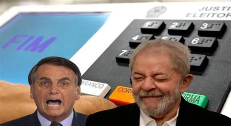 Bolsonaro seria reeleito em 2022 em todos os cenários, diz pesquisa bolsonaro lidera. Lula é o único capaz de derrotar Bolsonaro em 2022, aponta nova pesquisa - Audiência da TV