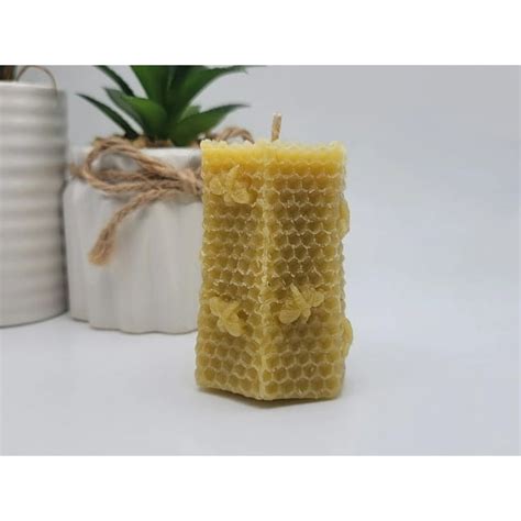Honey Bee Candles Handpoured Natural Beeswax 100 Highly Scented