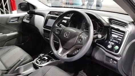 Plan to get x50 but because x50 unable to get this year then force to get honda city honda city v spec has good engine power and nice interior. Honda City 1.5 Hybrid | 2017 Evo Malaysia com Full Walk ...