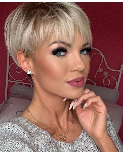 10 Ace Best Pixie Haircuts