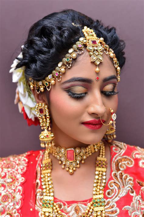 Bridal Makeup Tips And Step By Step Tutorial Bridal Makeup Tutorial