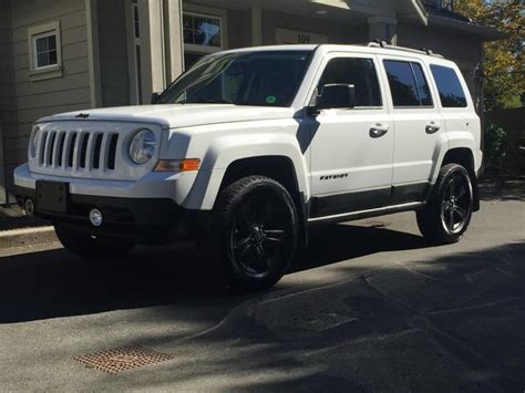Reduced Again 2011 Jeep Patriot North Edition 4x4 Lifted Low Km