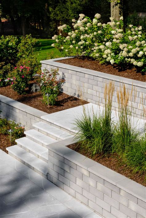 7 Retaining Wall Ideas For Your Front Yard Landscape Front Yard