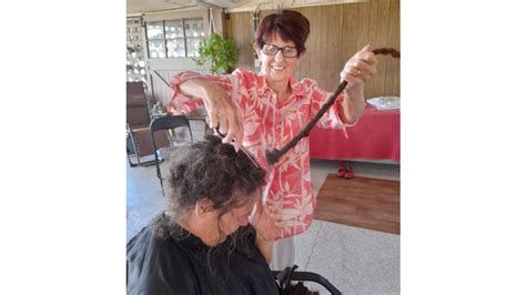 Kellis Shaving Her Dreads For Mum