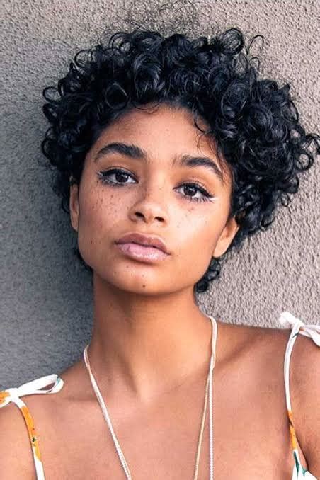 15 Best Short Curly Hairstyle For Every Occasion Battabox