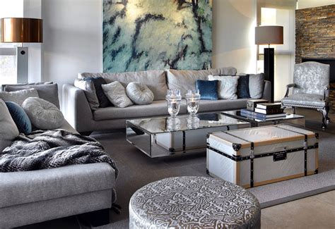 Find modern sofas, tv console, coffee tables, contemporary leather sectional sofa sets and other living room items to decorate your sweet room. Luxury Living Room Furniture Sets
