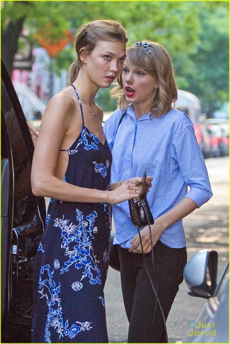 Taylor Swift And Bff Karlie Kloss Get Gossipy In The Big Apple Photo 686913 Photo Gallery