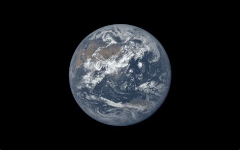 Nasa Releases A Year Long Look At The Sunlit Face Of The Earth Earth