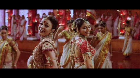 Aishwarya Rai Madhuri Dixit Hot Dance Dola Re Dola Song Devdas Hindi