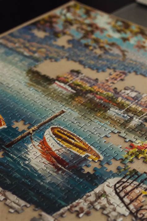 How To Finish 1000 Pieces Jigsaw Puzzle The Realistic Guide Puzzlingcut