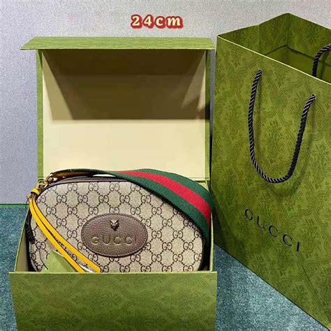 Gucci Unisex Neo Vintage Gg Supreme Messenger Bag Beigeebony Canvas