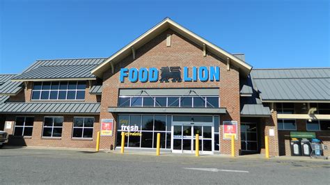 You can look at the address on the map. Food Lion | Food Lion #2675 2012 Victory Boulevard ...