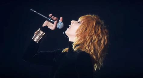 À Tout Jamais Mylène Farmer Revient En Guerrière Goth