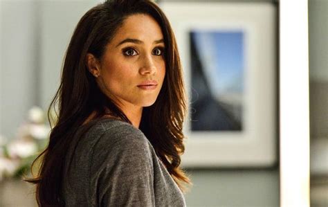 In knapp drei wochen ist dann prinz harry dran. Suits to the Royal Family- What's Meghan Markle's next ...