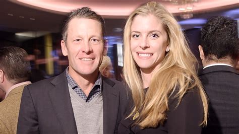 Lance Armstrong Engaged To Longtime Girlfriend Anna Hansen See The Ring