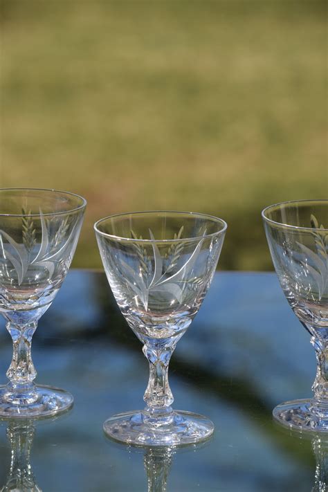 vintage etched crystal wine glasses set of 4 fostoria circa 1950 s after dinner drinks 4