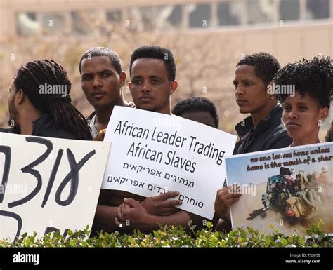 Sudanese And Etritrean Asylum Seekers And Refugees Demonstrate Against Israel S Plan To Forcibly