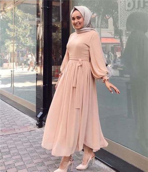 Flowy Summer Maxi Dresses For Hijabi Girls In 2020 Muslim Fashion Outfits Muslimah Fashion